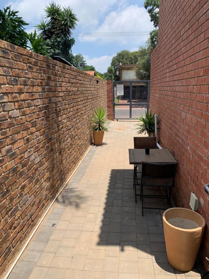 The Chameleon Hotel Centurion Exterior photo